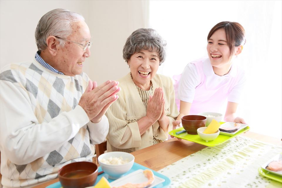 介護施設で自立支援をするメリットは?負担軽減やコスト削減になる理由