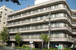 導入事例集002　インカムの活用による「静かな住環境の提供」と「介護の均等化」