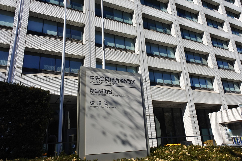 「介護事業所の優良認証制度」は労働環境改善の切り札となりえるか?